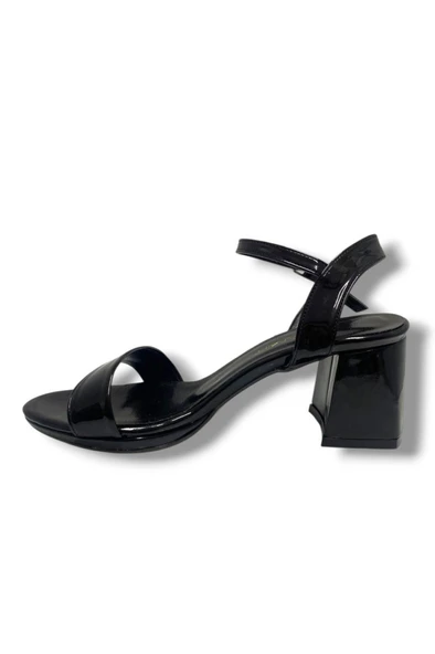 Aydemir 1441-25 Rugan Tek Bant Kalın Topuk Kadın Sandalet - Resim 3