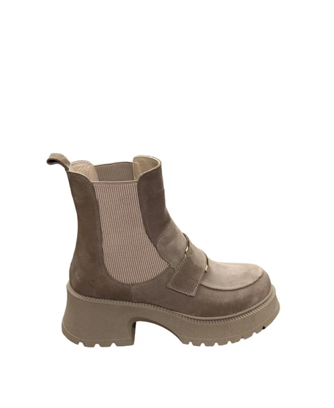 RACHEL MILANO KADIN BOT - Resim 6