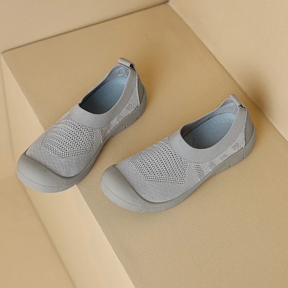 Kadın Örme Slip-On Ayakkabı (Açık Gri)
