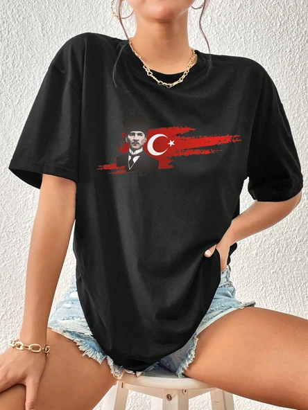 Unisex Atatürk Tasarım Basklı Tshirt