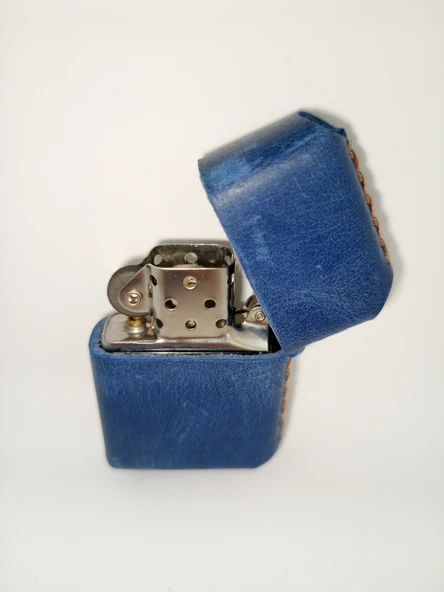 Hakiki Deri Kılıflı Benzinli Zippo Tarzı Çakmak - Lacivert - 3