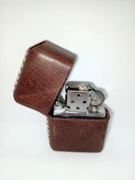 Hakiki Deri Kılıflı Benzinli Zippo Tarzı Çakmak - Kahverengi - 2