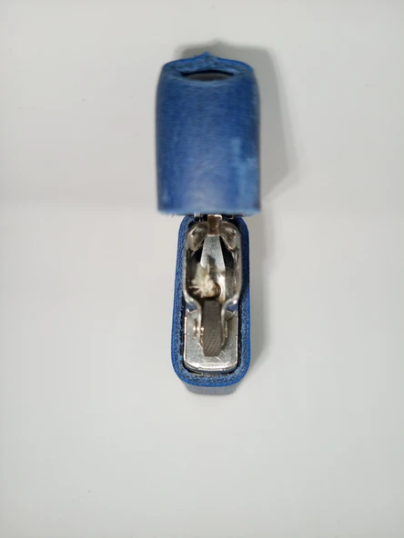 Hakiki Deri Kılıflı Benzinli Zippo Tarzı Çakmak - Lacivert - 4