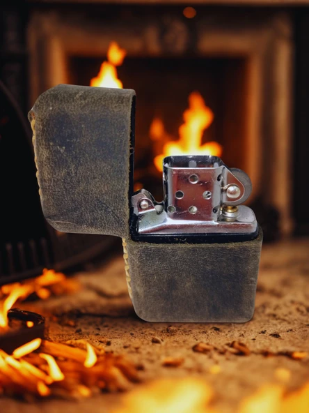 Hakiki Deri Kılıflı Benzinli Zippo Tarzı Çakmak