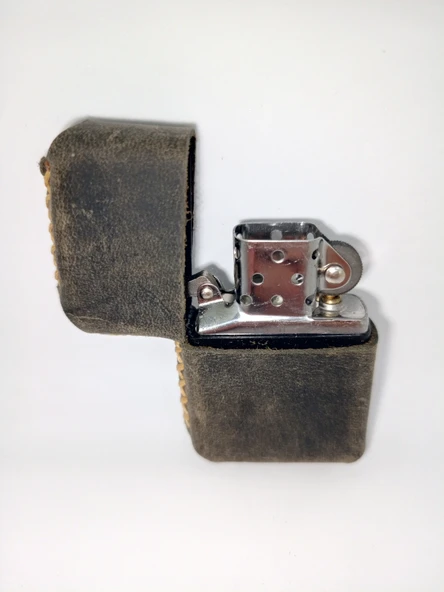 Hakiki Deri Kılıflı Benzinli Zippo Tarzı Çakmak - 2