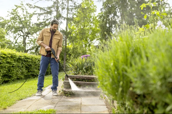 Karcher K3 Classic Basınçlı Yıkama Makinesi - 9