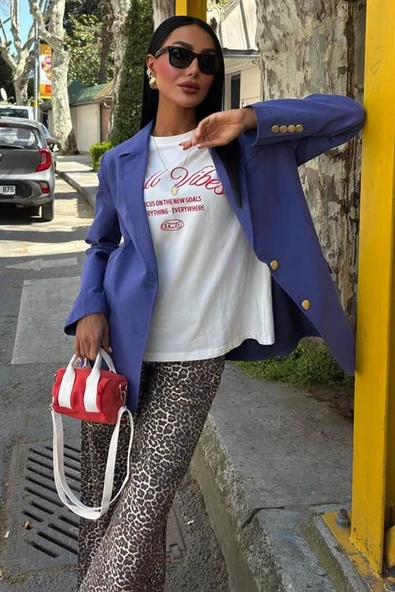 Uzun Kollu ve Düğme Kapamalı Kruvaze Yakalı Oversize Blazer Kadın Keten Ceket İndigo - 5