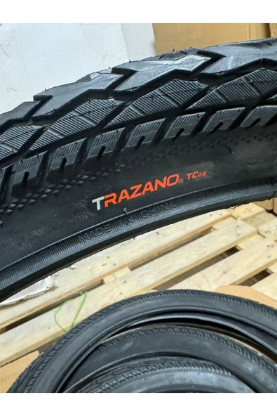 NOS MOTOR TRAZANO LASTİK MOTOSİKLET