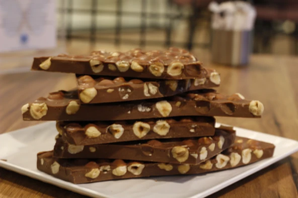 Kırma Bol Fındıklı Hediyelik Çikolata