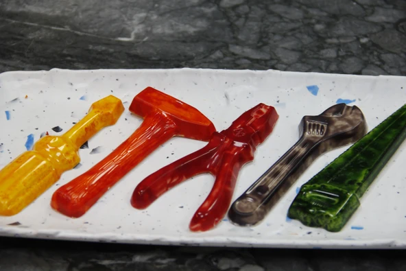 Tamirci Seti Renkli Dolgulu Sütlü Hediyelik Çikolata (5li Set) - 2