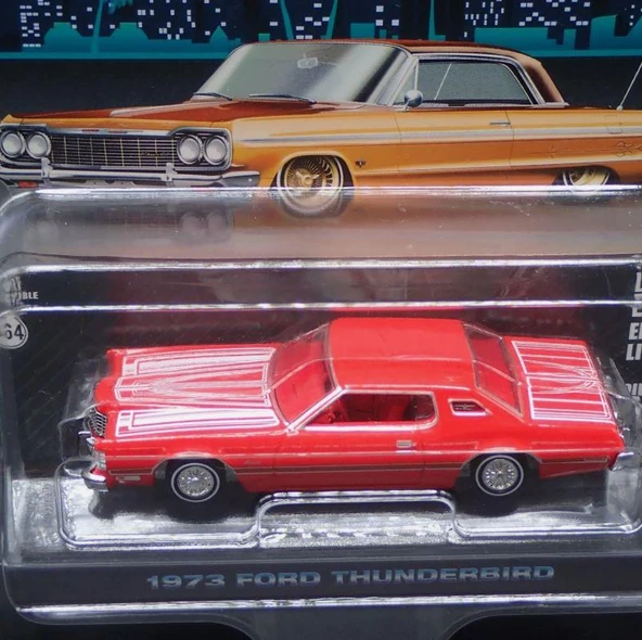 Greenlight California Lowriders 1973 Ford Thunderbird X Model Araba