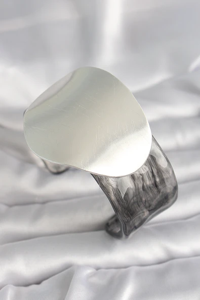 Siyah Mermer Desen Akrilik Pilastik Gümüş Plaka Model Vintage Kadın Bilezik - TJ-BB6669