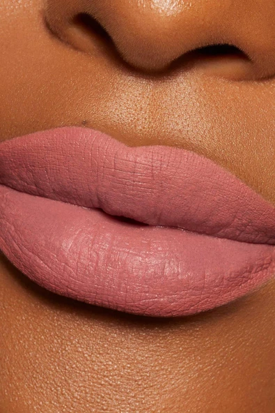 Kylie Dudak Kalemi ve Yarı Mat Likit Ruj Set 705 Charm - Resim 4