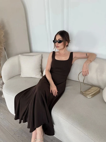 Sırt Dekolteli Kolsuz Uzun Elbise - Kahverengi - 4