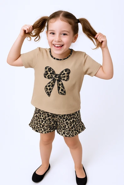 KIZ ÇOCUK ŞORT ETEK TAKIM LEOPAR BASKILI FIRFIRLI B1 - Resim 4