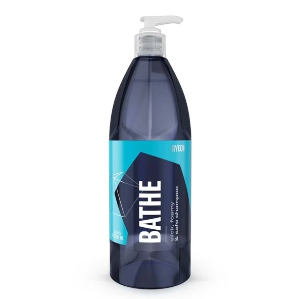 GYEON Q²M Bathe PH Nötr Cilalı Oto Şampuanı 1000 ml