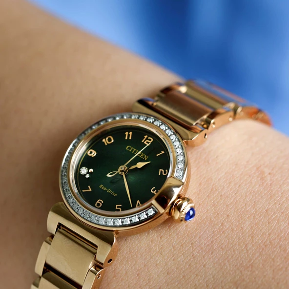 Citizen Kadın Kol Saati Yedek Kayışlı EM1123.62X - 2