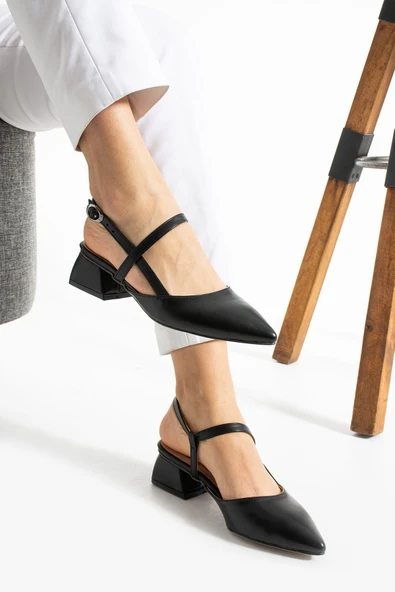 Albishoes Kadın Kare Topuk 4 Cm Tokalı Şerit Bant Arkası Açık Sivri Burun Şık Günlük Kadın Ayakkabı