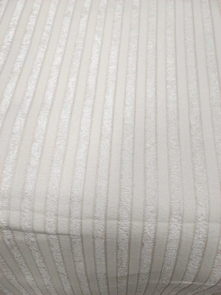 Süngerli Kadife Gofre Çizgili Kaymaz Koltuk Örtüsü (170x210)-Krem