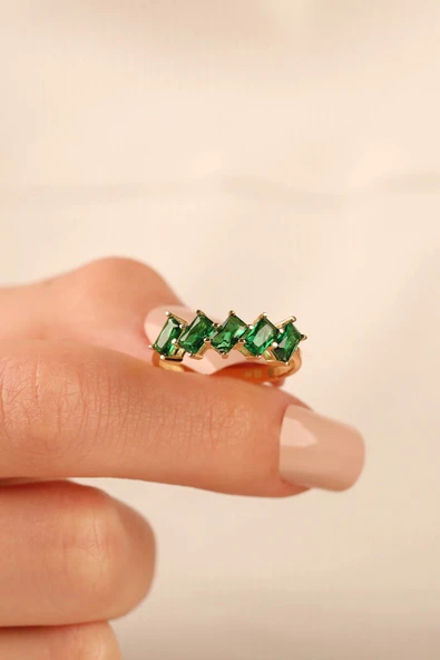 Yeşil Renkli Beştaş Altın Yüzük by002