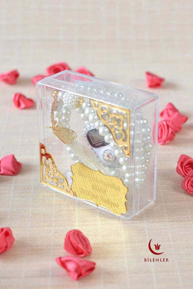 Kişiye Özel İnci Tesbih ve Taşlı Zikirmatik Seti Beyaz– Gold İşlemeli Pleksi İsimlikli Lüks Kutulu ürün görseli