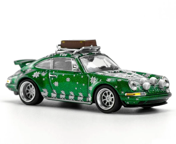 Pop Race 1/64 Porsche Singer Christmas Edition 2023 Yeşil