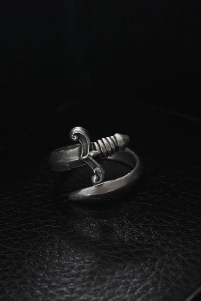 Ayarlanabilir Kılıç Model Erkek Yüzük - TJ-EY511