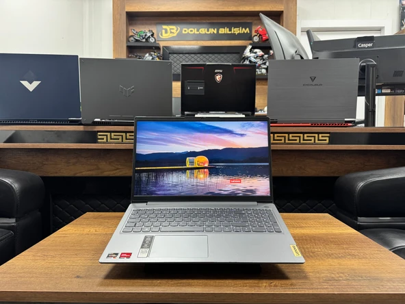 Lenovo IdeaPad 3 15ALC6 AMD Ryzen 7 5700U 8GB RAM 512GB SSD W10 15.6” FHD 82KU01YHTX (İKİNCİ EL)