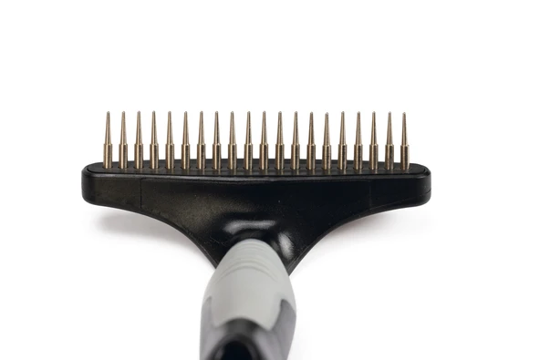 Beeztees Sık Alt Kürklü Köpek Tarağı, 15,5cm , 15,5x11x5cm - Resim 2