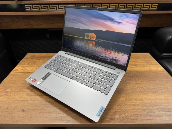 Lenovo IdeaPad 3 15ALC6 AMD Ryzen 7 5700U 8GB RAM 512GB SSD W10 15.6” FHD 82KU01YHTX (İKİNCİ EL) - 4