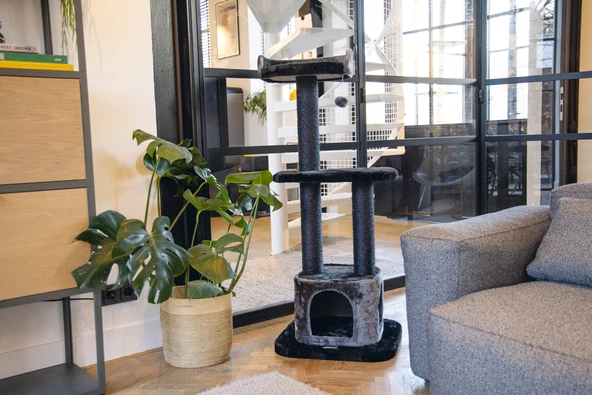 Beeztees Kedi Tırmalama ve Oyun Evi, Siyah/Gri, 50x50x120cm - Resim 2