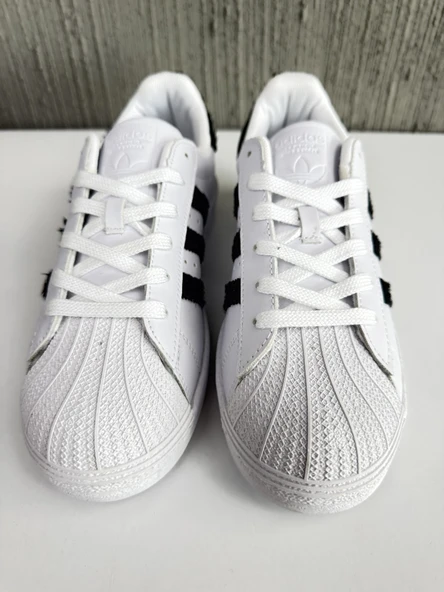 ADIDS SUPERSTAR ERKEK FİGÜRLÜ SPOR AYAKKABI BEYAZ