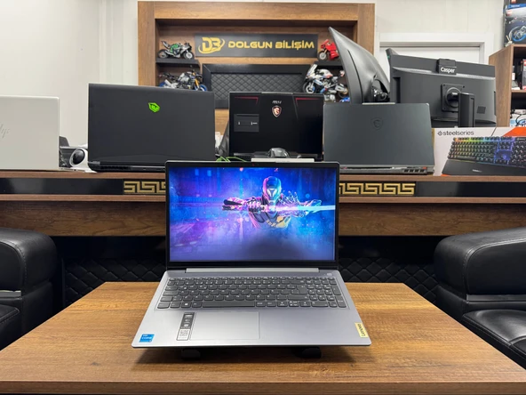 Lenovo IdeaPad 3 15AIU7 Intel Core i3 1215U 8GB RAM 256GB SSD W11 15.6” FHD 82RK00X8TX (İKİNCİ EL)