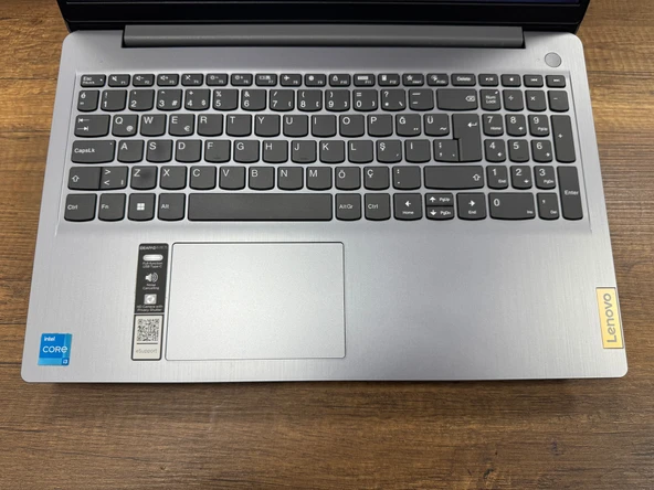 Lenovo IdeaPad 3 15AIU7 Intel Core i3 1215U 8GB RAM 256GB SSD W11 15.6” FHD 82RK00X8TX (İKİNCİ EL) - 2