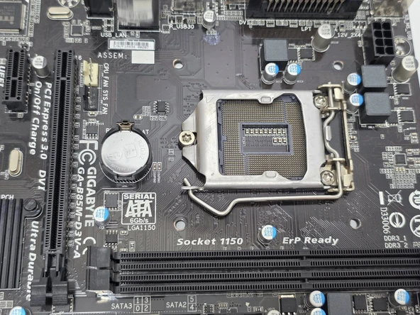 Gigabyte GA-B85M-D3V-A LGA1150 Soketli Anakart 2.El - 5