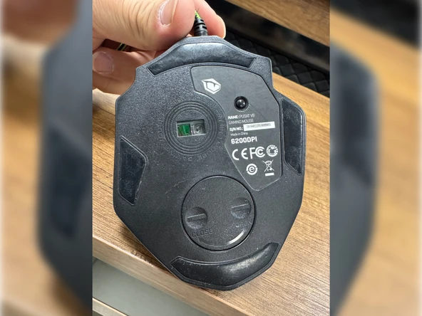 Monster Pusat V8 Optik Kablolu Oyuncu Mouse (İKİNCİ EL) - 4