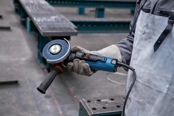 BOSCH GWS 17-125 PS Avuç Taşlama 1700 Watt Devir Ayarlı (İnce Gövdeli) - 8