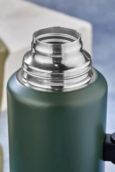 1.0 Litre Kulplu Paslanmaz Çelik Avcı Termos Yeşil