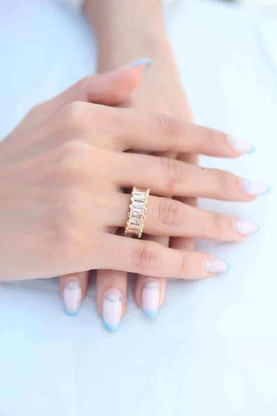 KUZGUN ONLİNE SHOP Zirkon Taşlı Baget Gold Renk Kadın Yüzük - Lisinya - 1