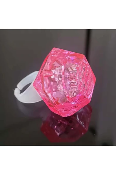 AVANTAJ KAPIDA Kristal Tasarımlı Led Glow Işıklı 3 Modlu Pembe Yüzük 3.5 X 5 Cm