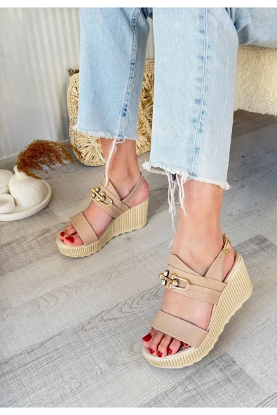 KUZGUN ONLİNE SHOP Nude Cilt Dolgu Topuk Sandalet