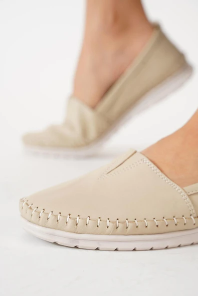 Ayakdaş Hakiki Deri Ortopedik Üstü Saraç Lastik Detaylı Kadın Babet Ayakkabı - Resim 8