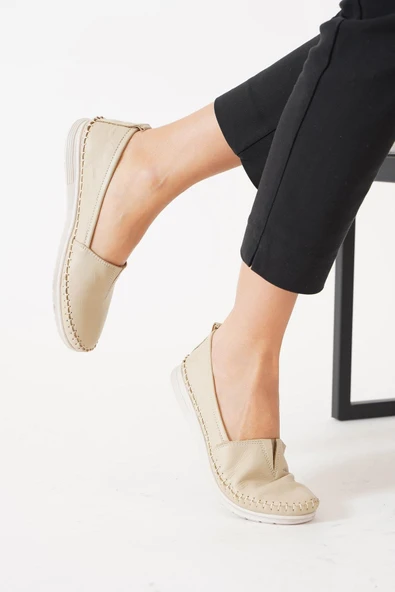 Ayakdaş Hakiki Deri Ortopedik Üstü Saraç Lastik Detaylı Kadın Babet Ayakkabı - Resim 7