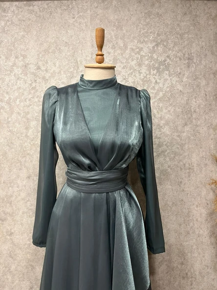 25Y9395 ELBİSE ABİYE JANJAN KUMAŞ ETEĞİ VOLANLI BELİ KUŞAKLI - 5