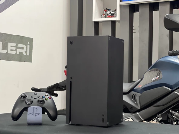 Microsoft Xbox Series X 1 TB SSD Siyah Tek Kol Kutusuz (İKİNCİ EL) - 2