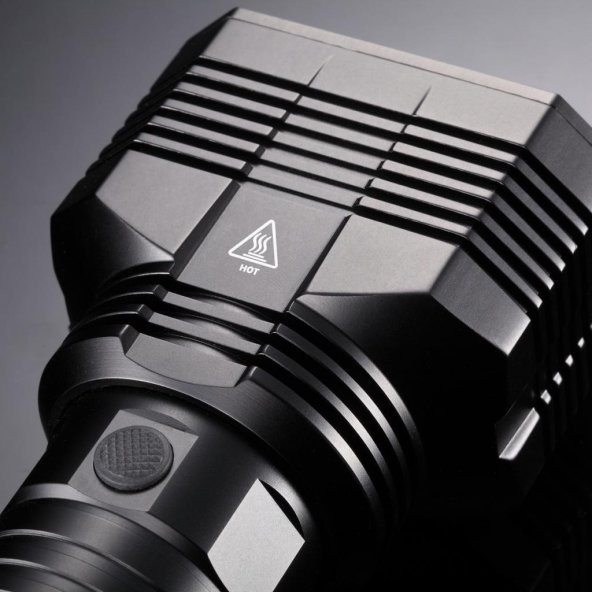 NITECORE EAX 2000 LUMEN  EL FENERI (8XAA) - 7