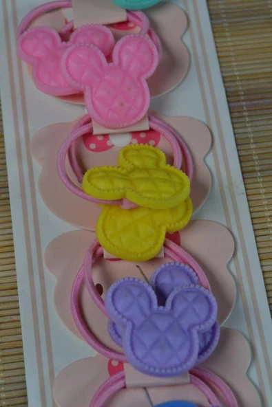 Çizgi Film Karakterli Lastikli Çocuk Tokası ürün görseli 1