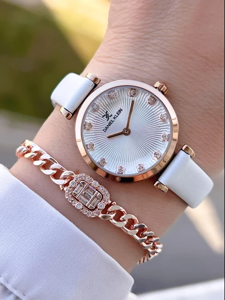 Daniel Klein Retro Vintage Seri Deri Kordon Suya Dayanıklı Kadın Kol Saati+Bileklik BDK.13919.6 ürün görseli