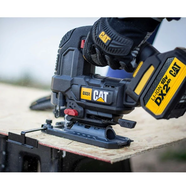 CAT DX51BC 18Volt 2.0Ah Li-ion Tek Akülü Profesyonel Kömürsüz Dekupaj Testere - 5