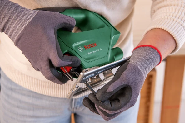 BOSCH EasySaw 18V-70 Akülü Dekupaj Testere (Akü ve Şarj Aleti Hariç) - 10